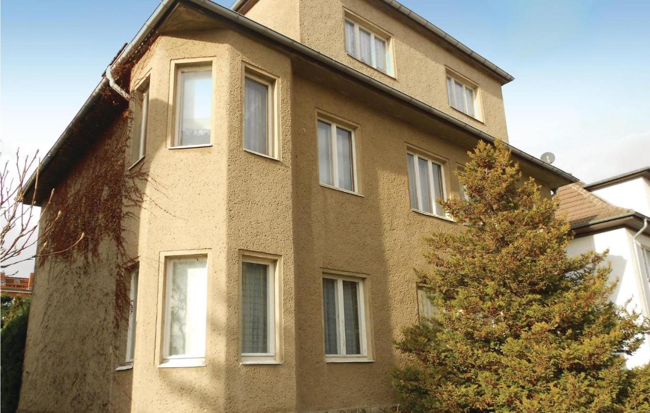 Lovely Apartment In Waren-Mueritz With Kitchen Bagian luar foto